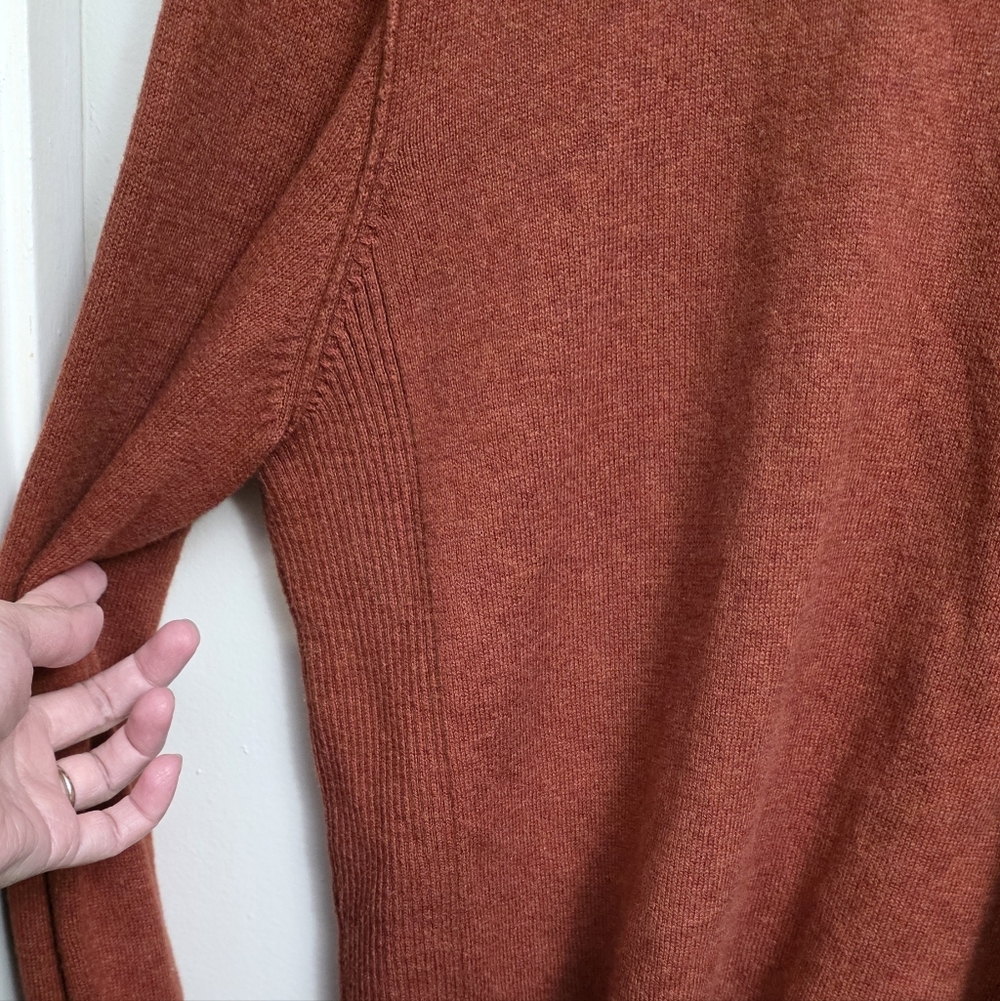 Marc Anthony Mens Rust Cotton Cashmere Blend Soft Knit V-Neck Pull Over Sweater - Picture 9 of 14